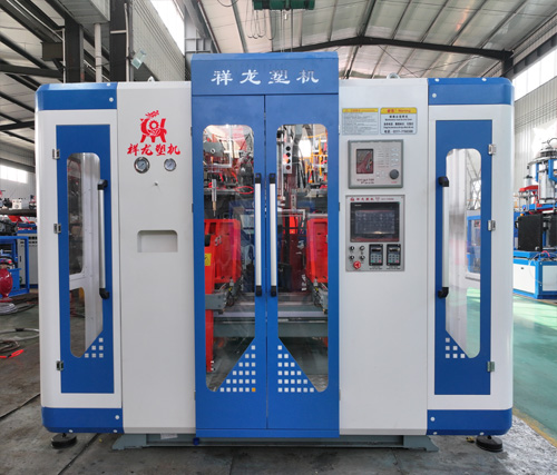 4、全自動(dòng)電動(dòng)移模吹塑機(jī)1.jpg